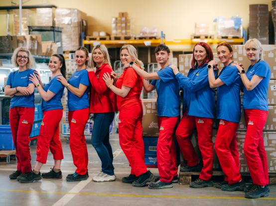 dm djelatnice u skladištu