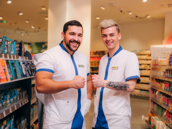 djelatnici u dm trgovini