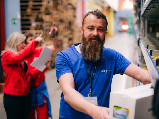 dm djelatnik u skladištu