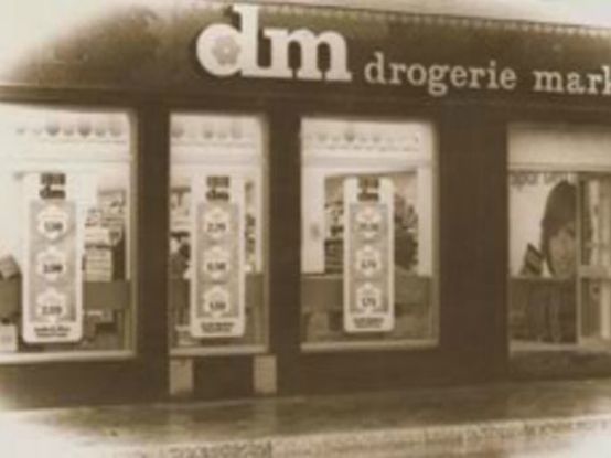 Prva dm trgovina u Njemačkoj.